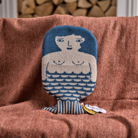 merwoman hot water