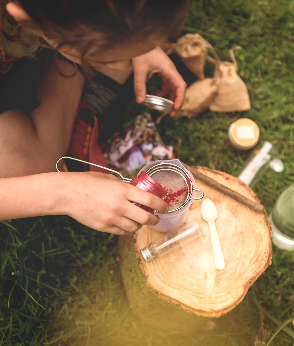 The Den Kit Company - Potion Making Kit - Hidden Scotland