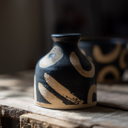 Skíō Pottery Graffiti Bud Vase