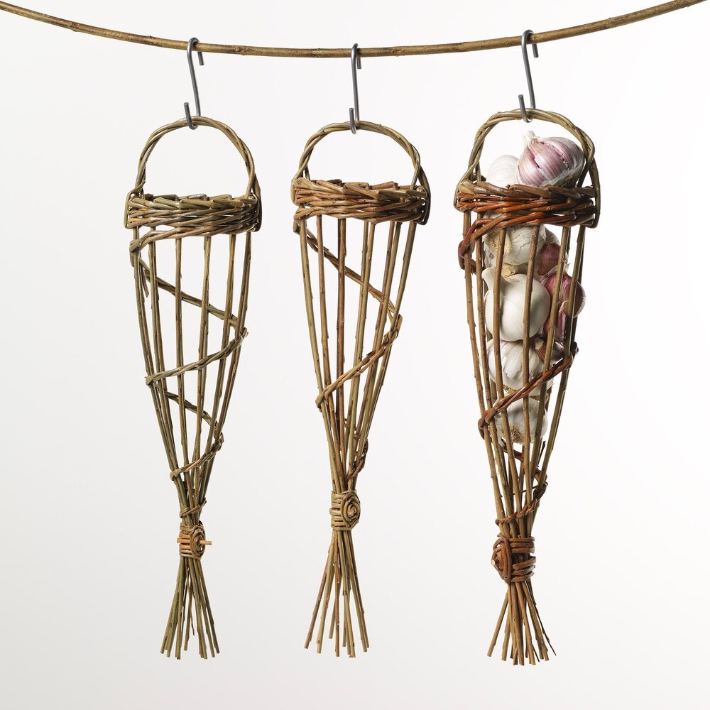 Handmade Willow Garlic Basket by Anna Liebmann - Hidden Scotland